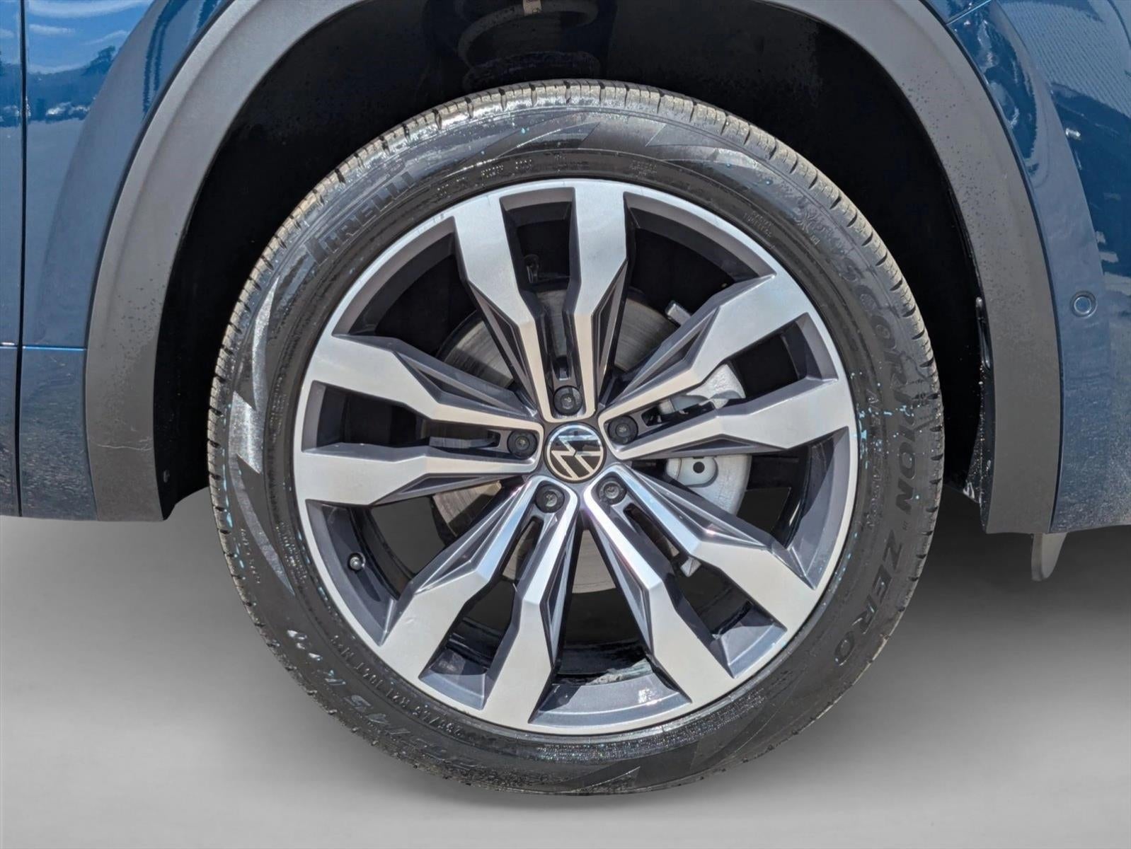 2022 Volkswagen Atlas 3.6L V6 SEL Premium R-Line 4MOTION