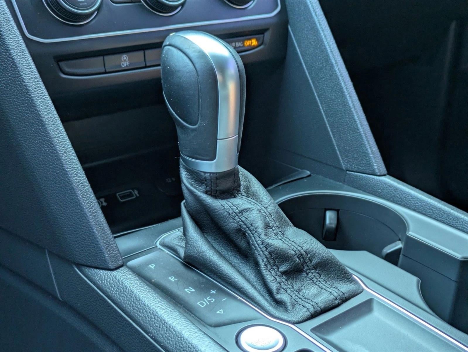 2019 Volkswagen Atlas 3.6L V6 SE w/Technology FWD