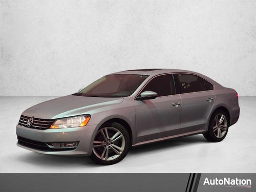 2012 Volkswagen Passat 4dr Sdn 3.6L V6 DSG SE w/Sunroof & Nav