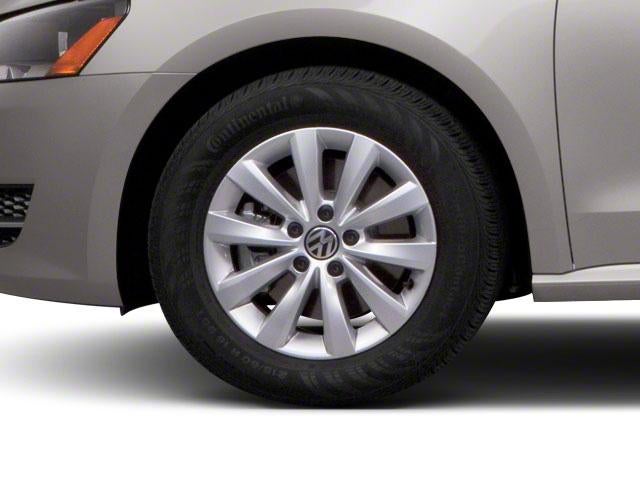 2012 Volkswagen Passat 4dr Sdn 3.6L V6 DSG SE w/Sunroof & Nav