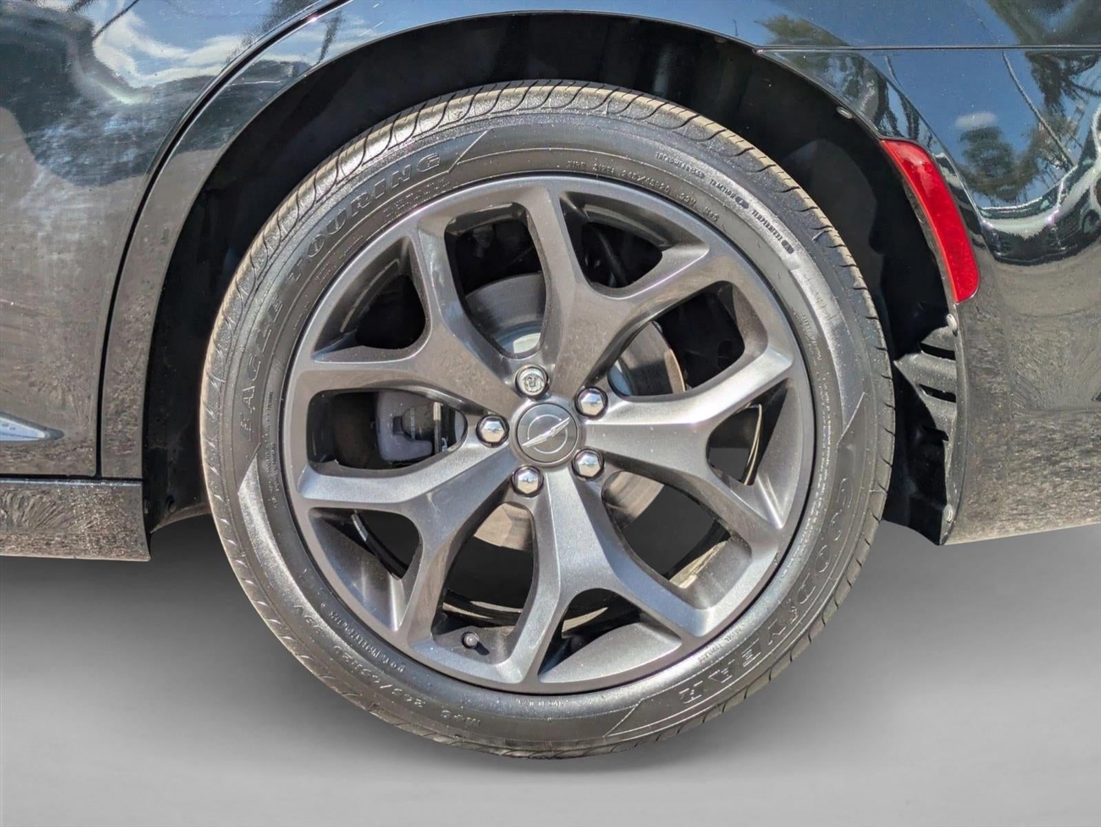 2021 Chrysler 300 300S RWD