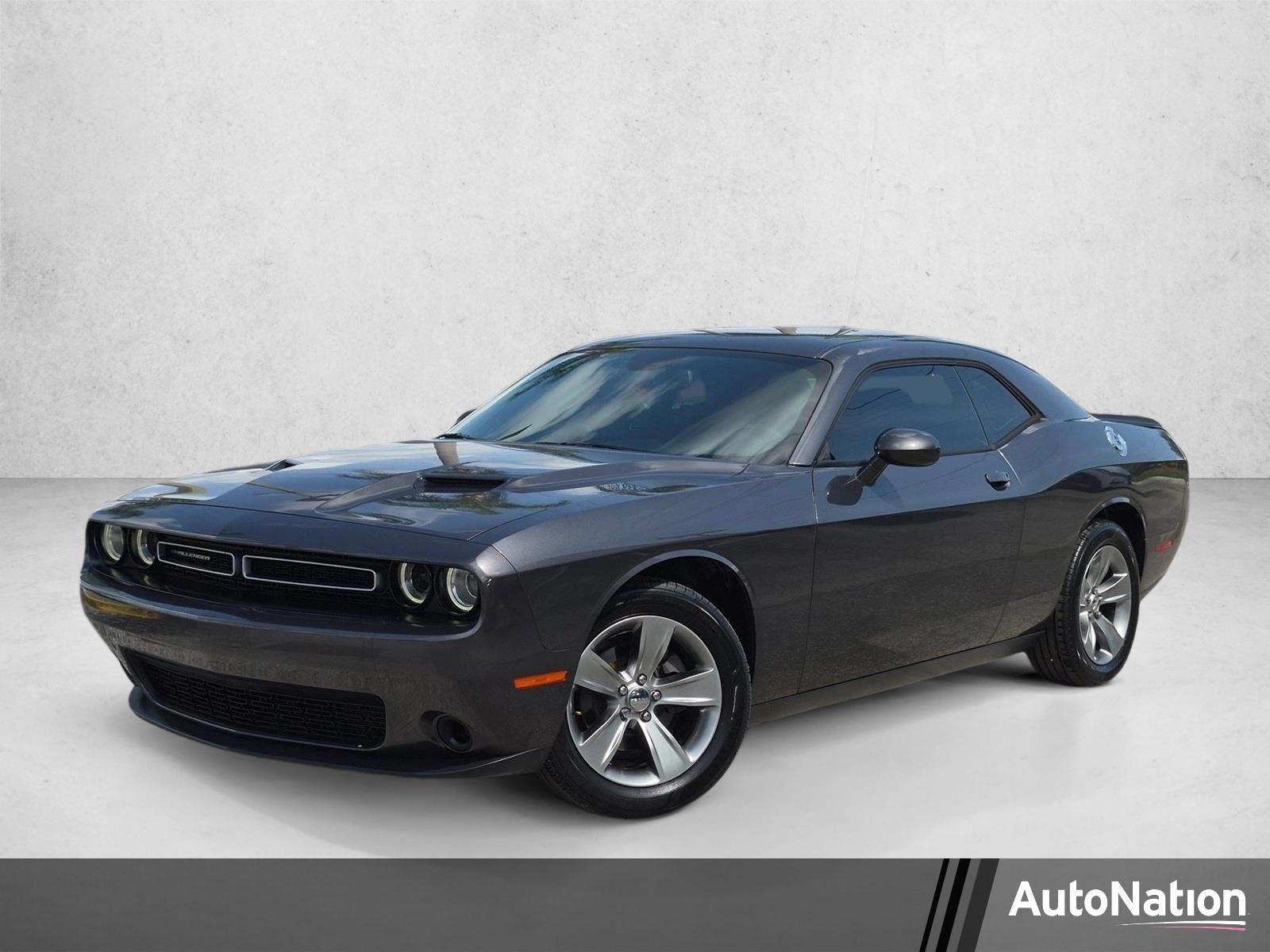 2019 Dodge Challenger SXT RWD