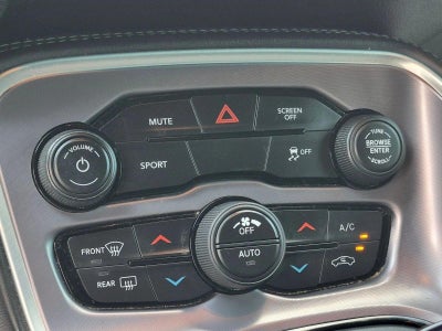 2019 Dodge Challenger SXT RWD