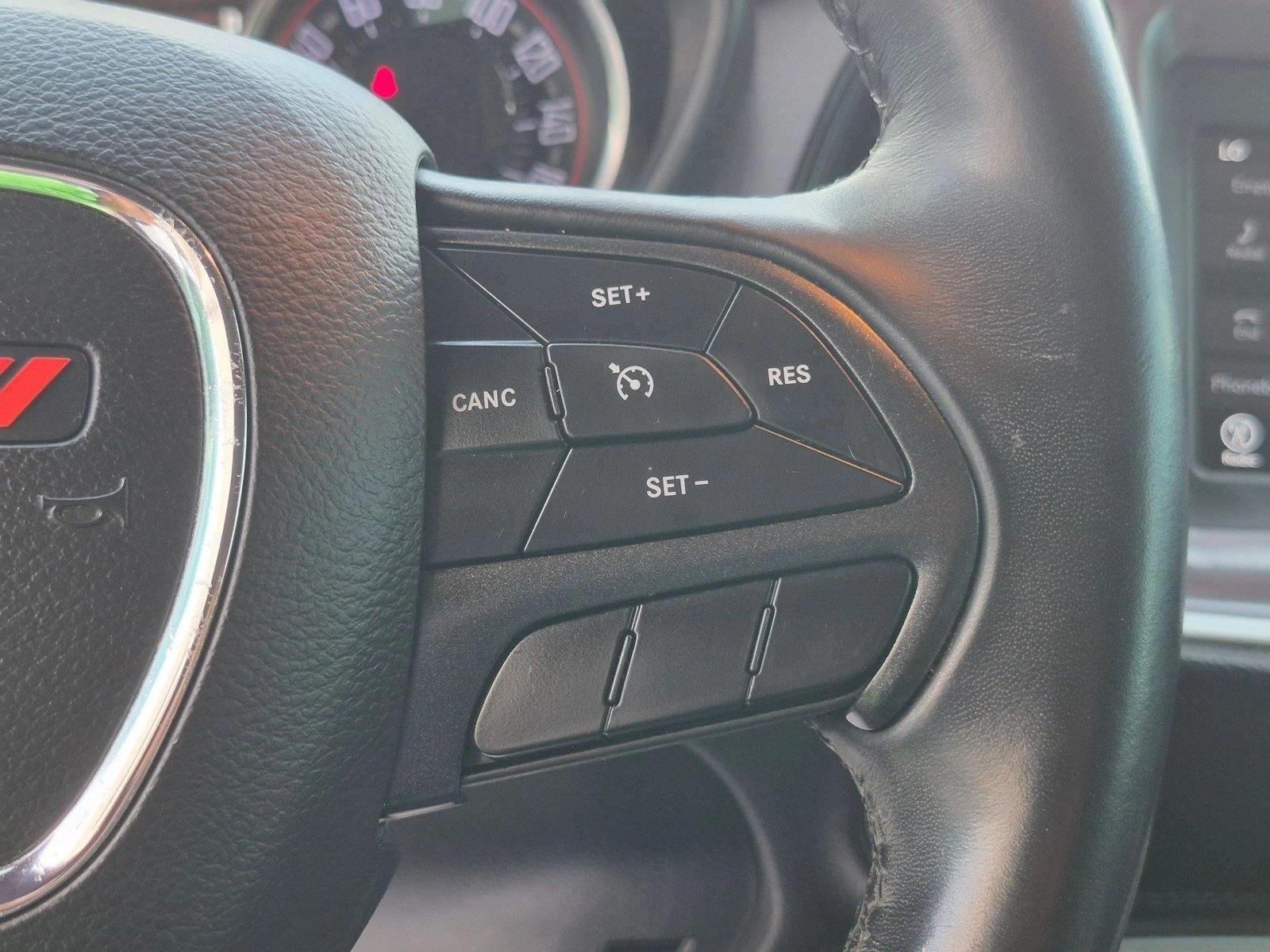 2019 Dodge Challenger SXT RWD