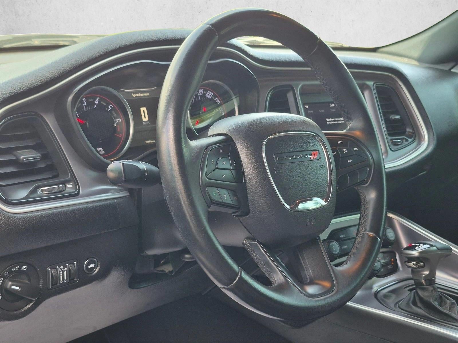 2019 Dodge Challenger SXT RWD