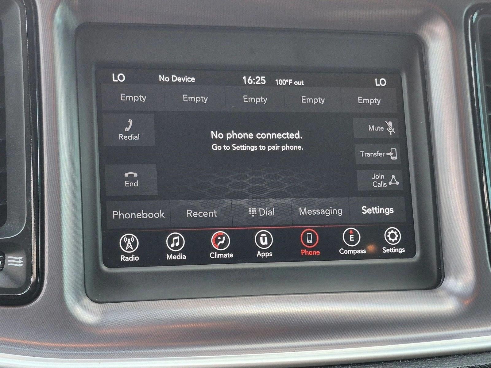 2019 Dodge Challenger SXT RWD