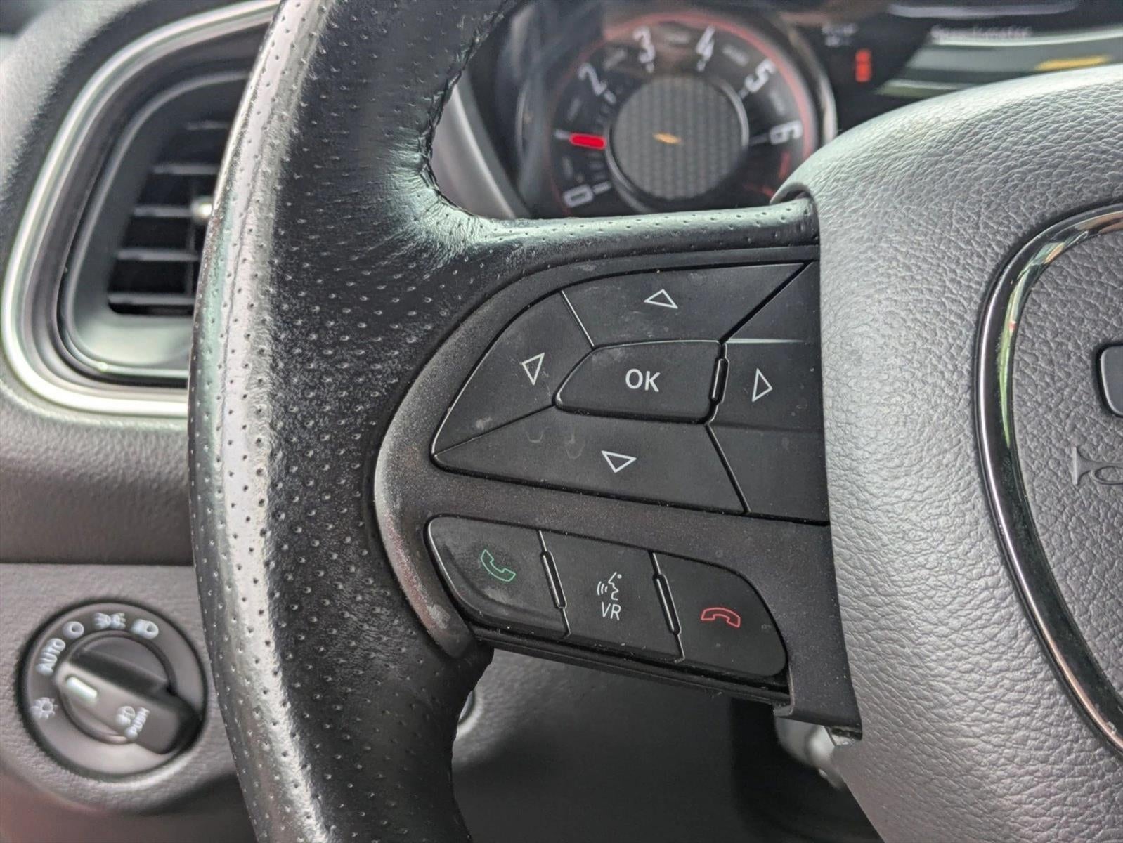 2016 Dodge Challenger 2dr Cpe SXT Plus