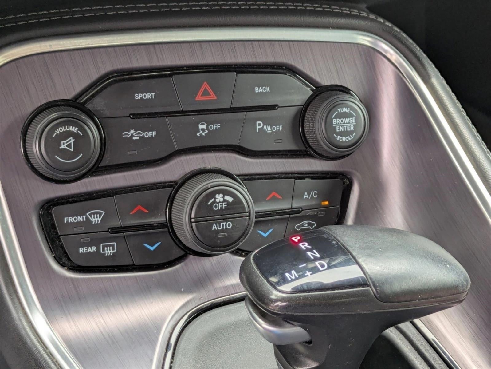 2016 Dodge Challenger 2dr Cpe SXT Plus