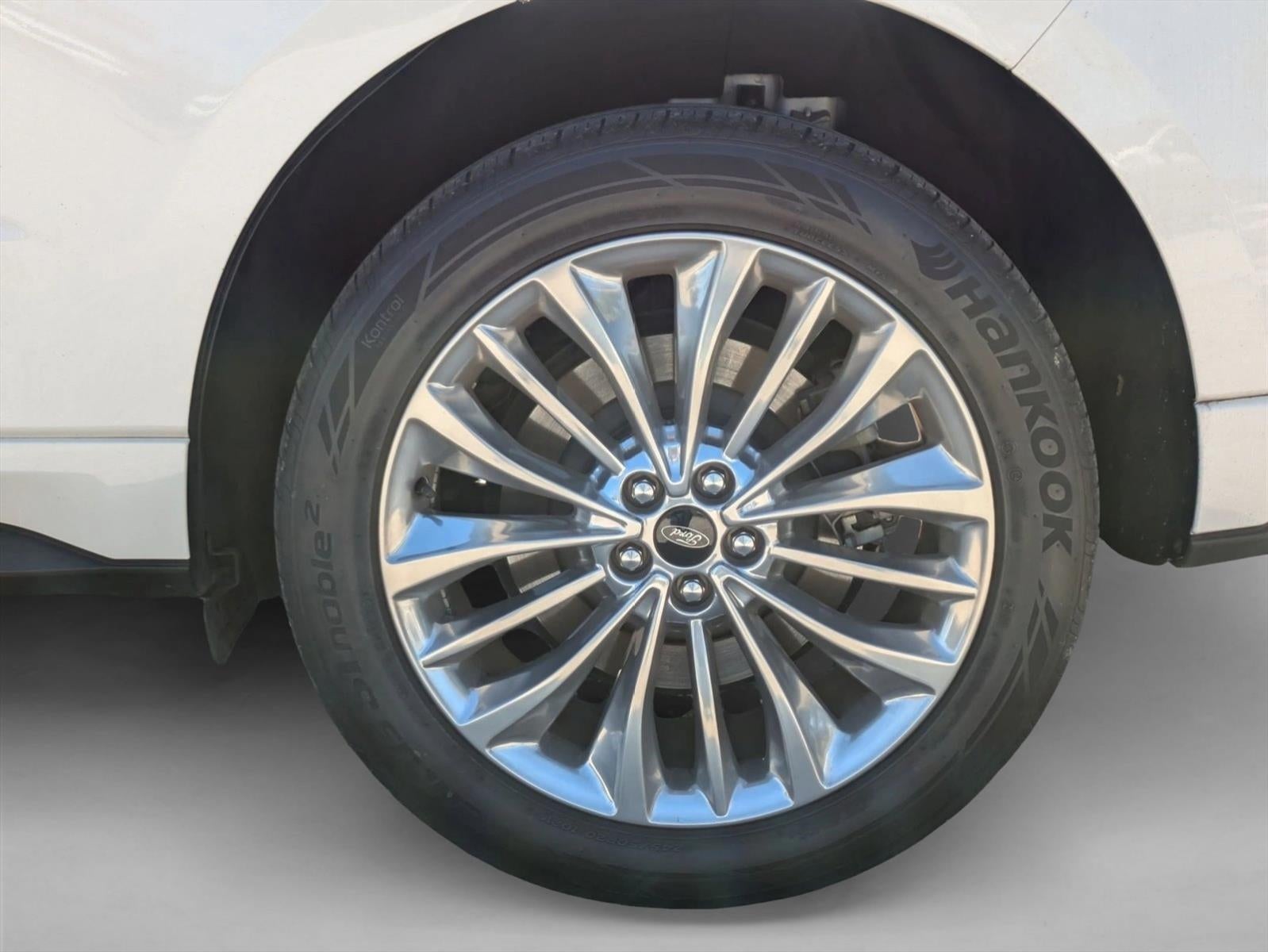 2022 Ford Edge Titanium AWD