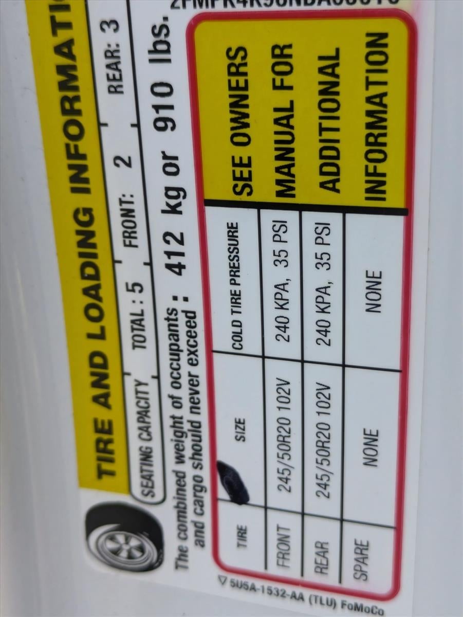 2022 Ford Edge Titanium AWD