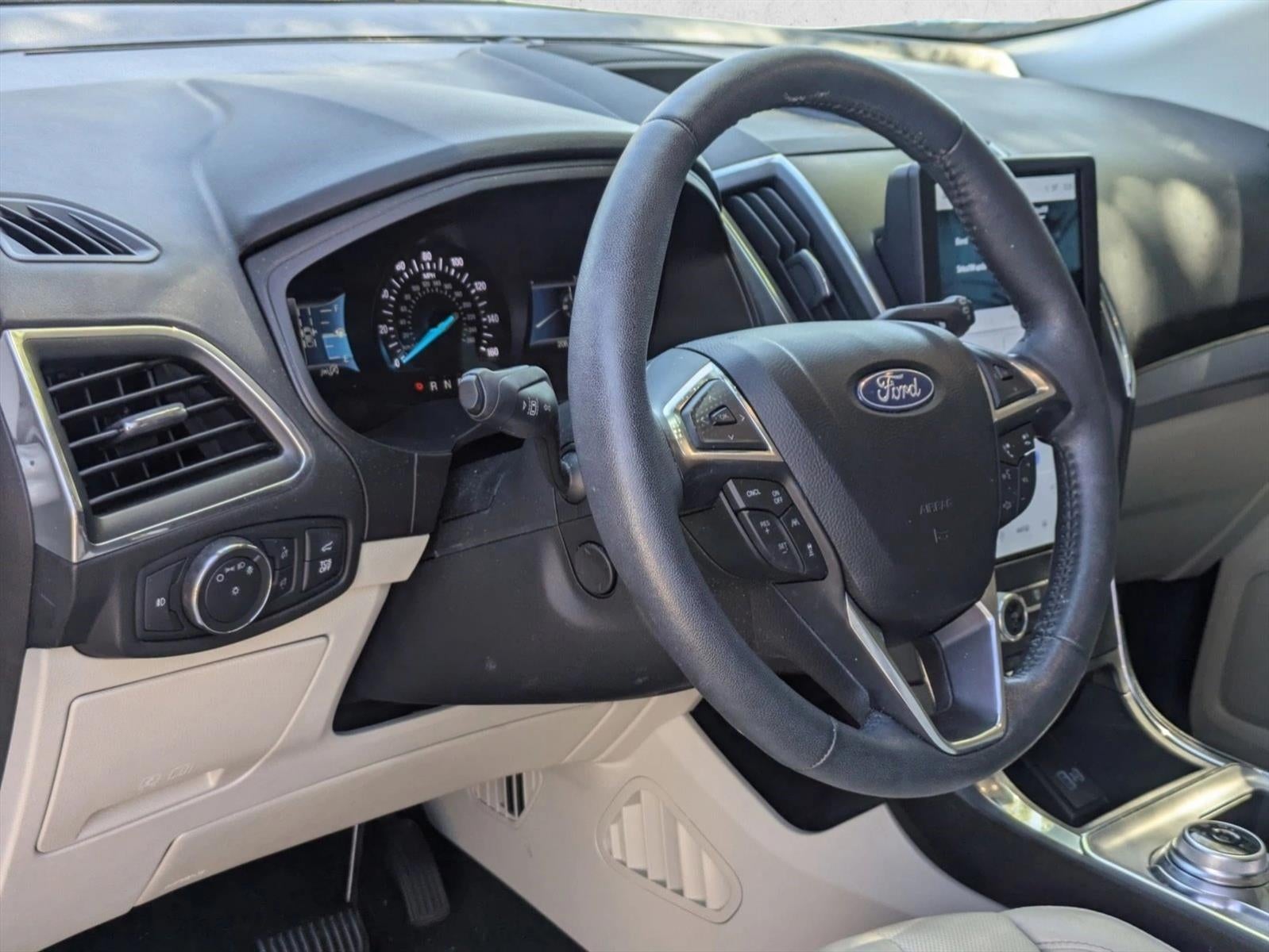 2022 Ford Edge Titanium AWD