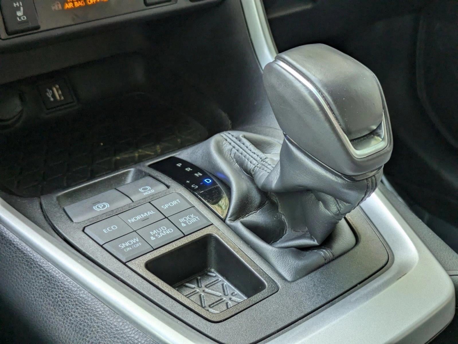 2023 Toyota RAV4 XLE Premium AWD (Natl)