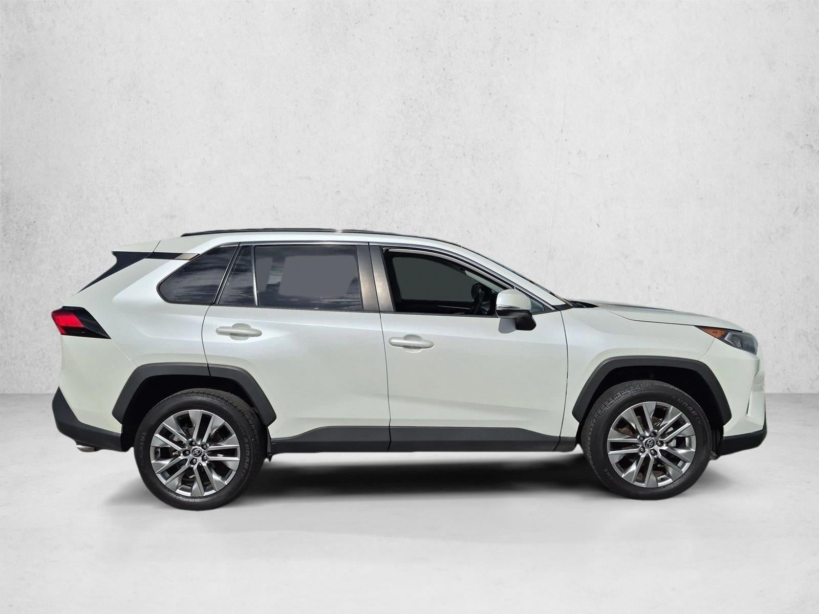 2021 Toyota RAV4 XLE Premium FWD (Natl)