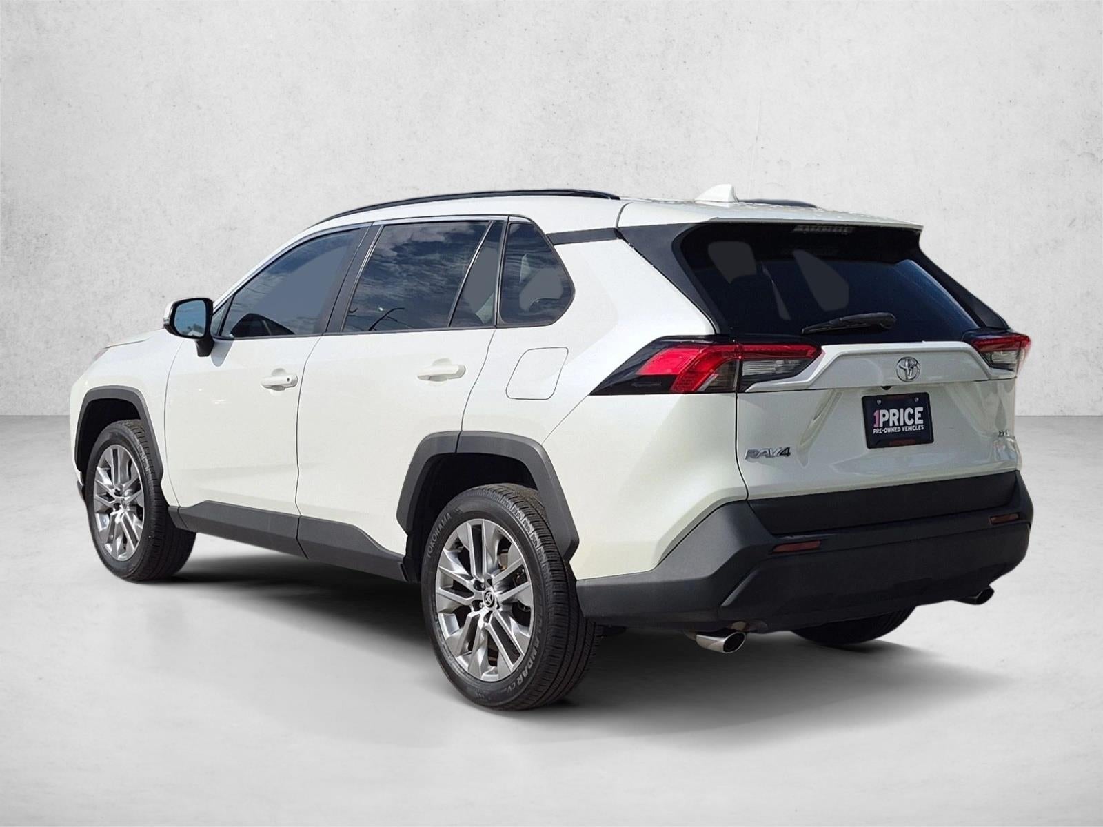 2021 Toyota RAV4 XLE Premium FWD (Natl)