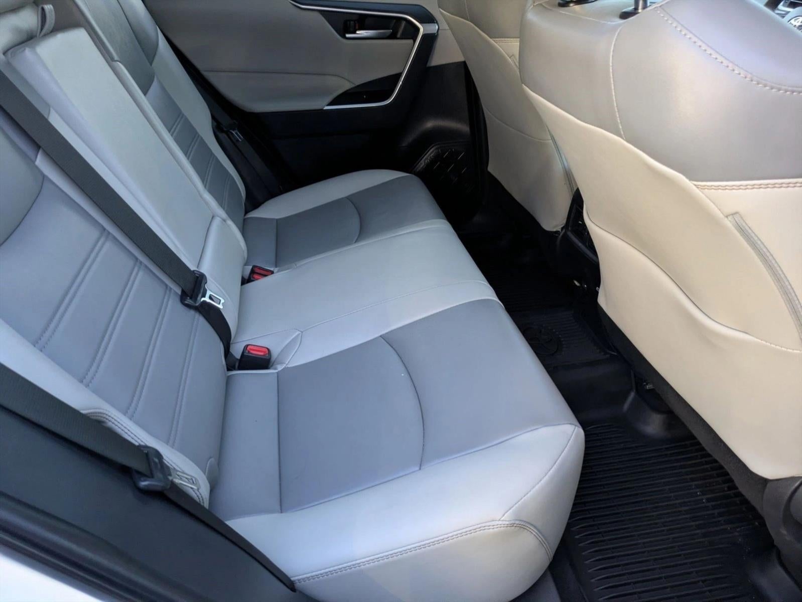 2023 Toyota RAV4 XLE Premium FWD (Natl)