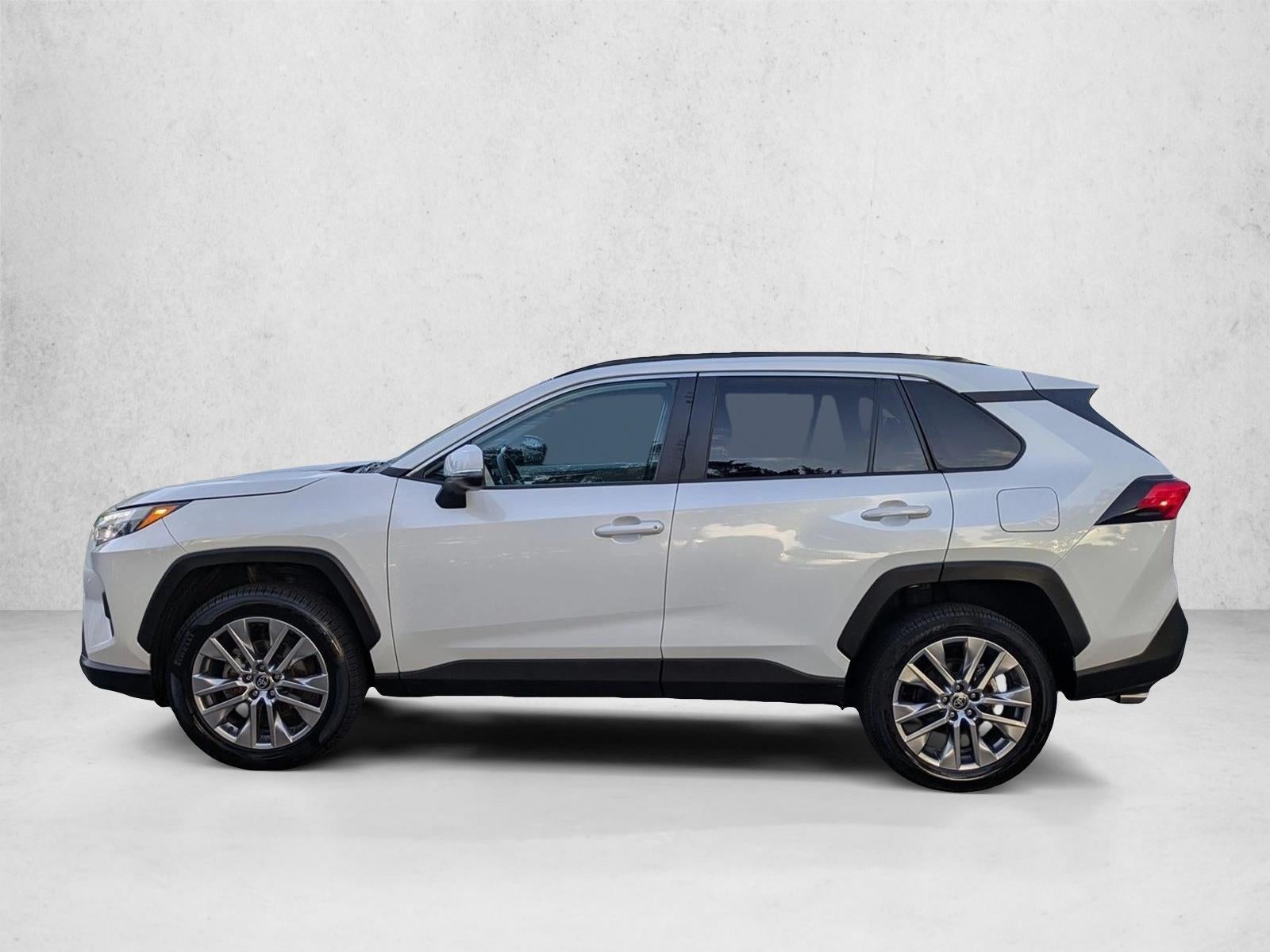 2023 Toyota RAV4 XLE Premium FWD (Natl)