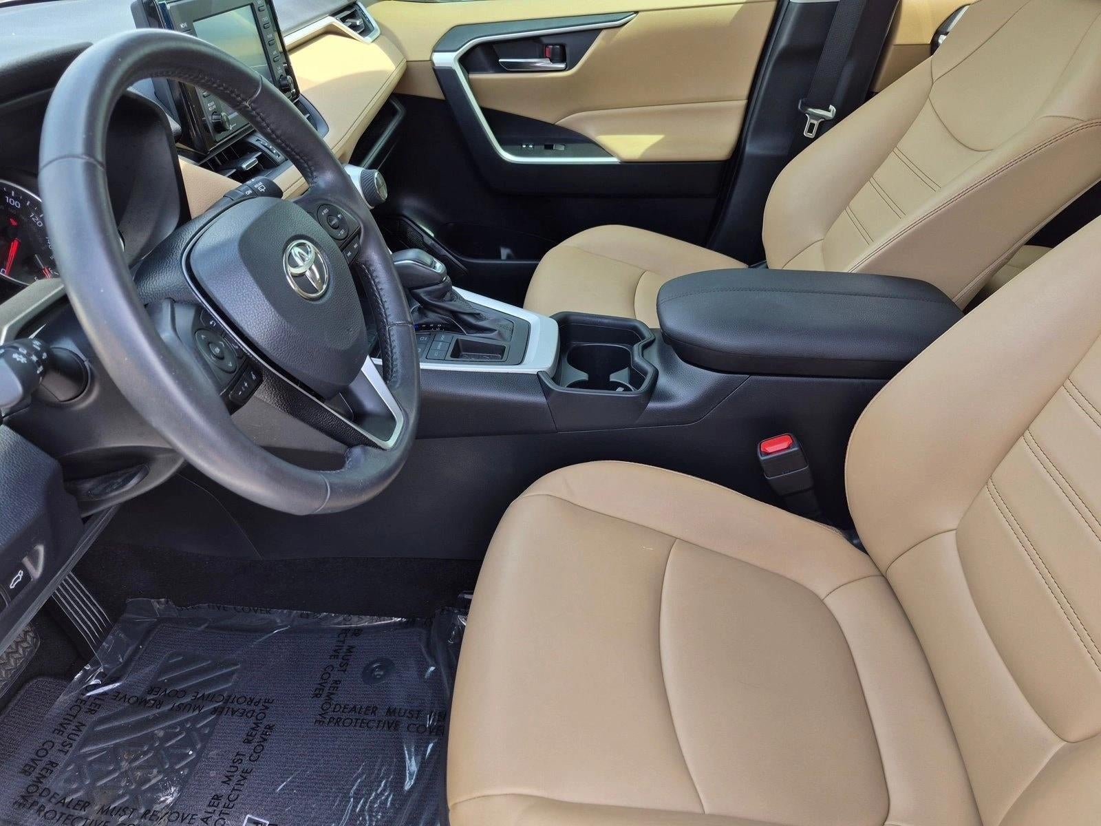 2020 Toyota RAV4 XLE Premium FWD (Natl)