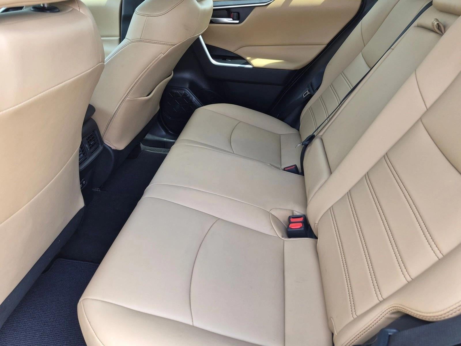 2020 Toyota RAV4 XLE Premium FWD (Natl)