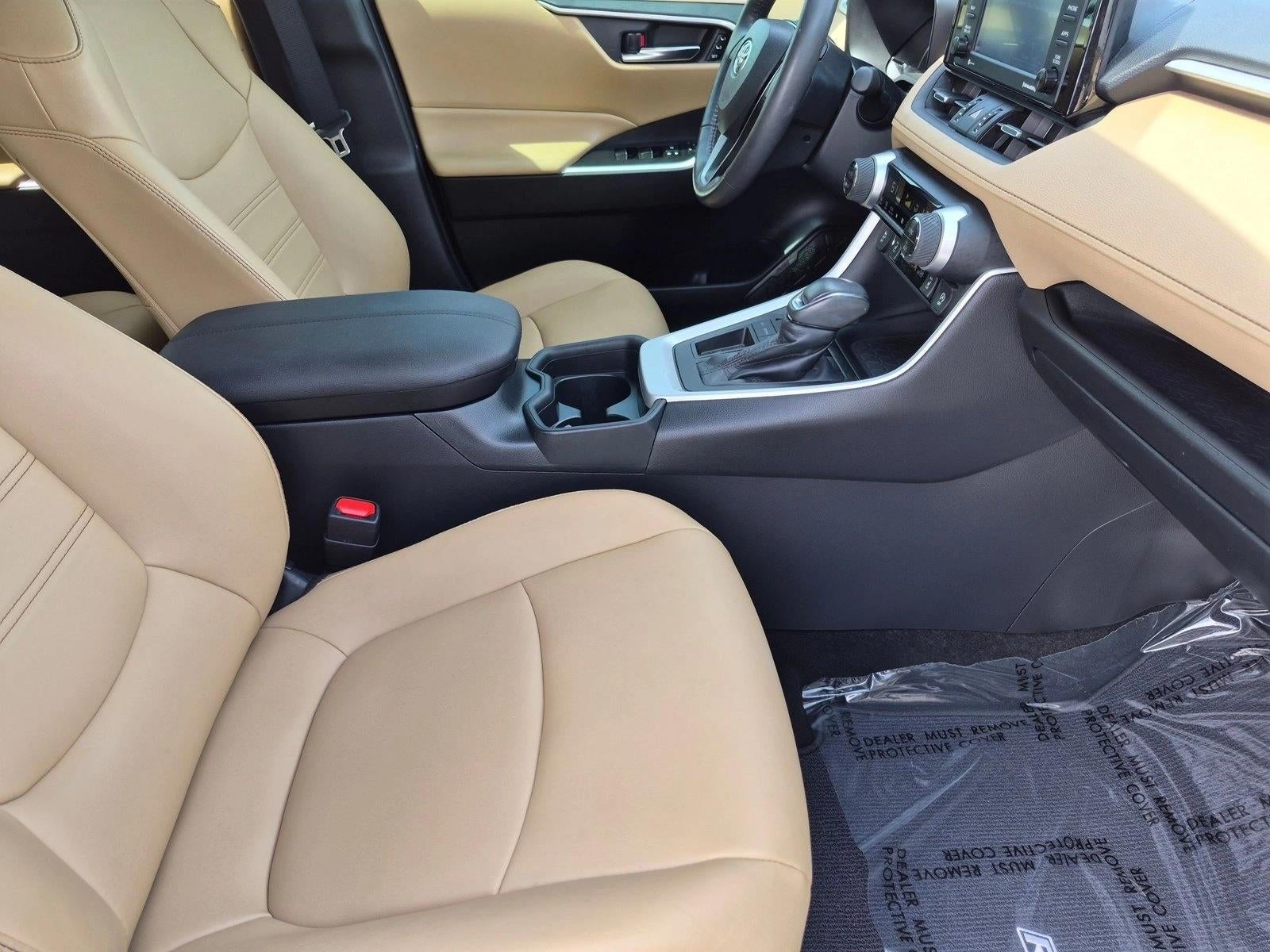 2020 Toyota RAV4 XLE Premium FWD (Natl)