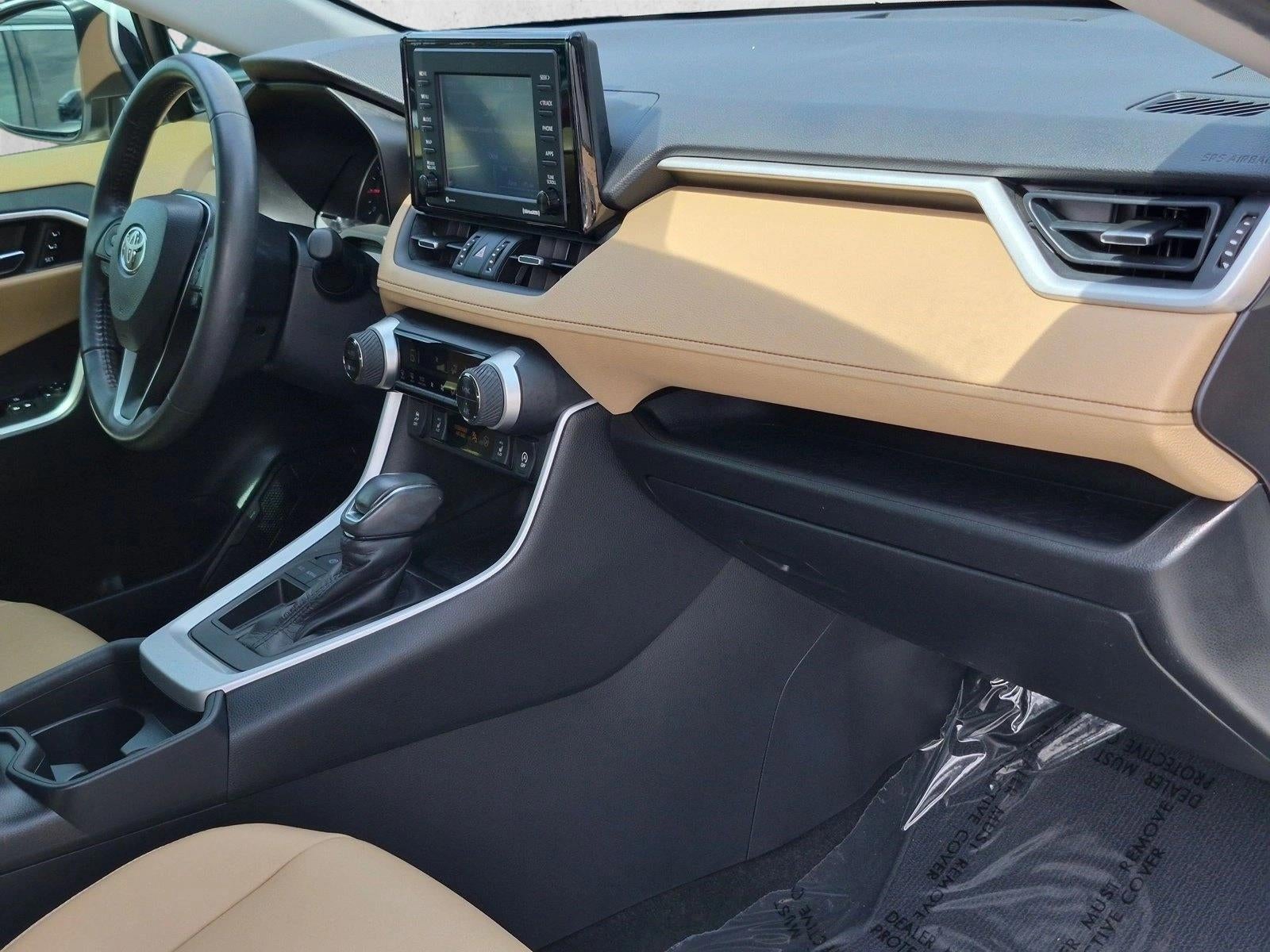 2020 Toyota RAV4 XLE Premium FWD (Natl)