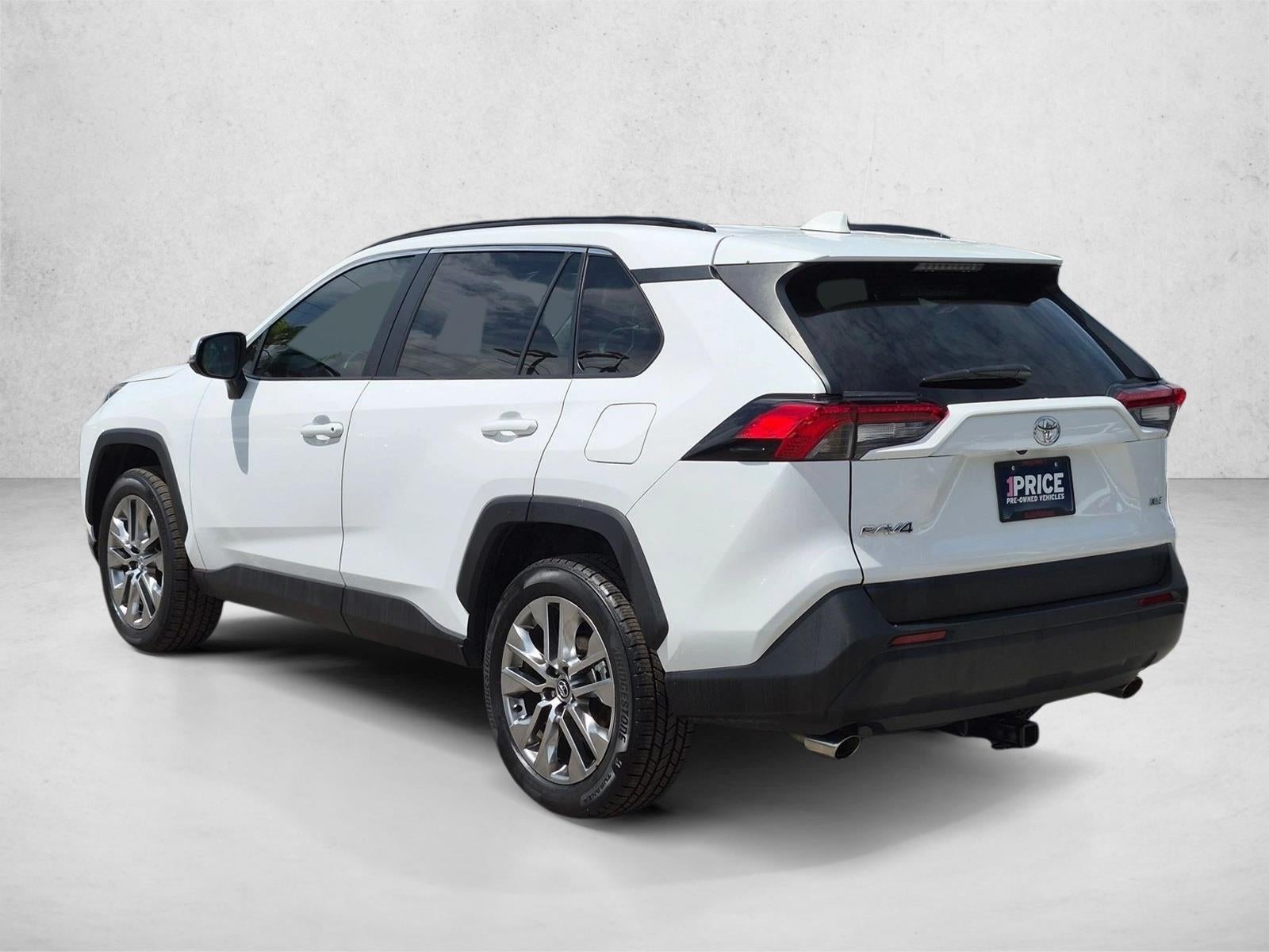 2020 Toyota RAV4 XLE Premium FWD (Natl)