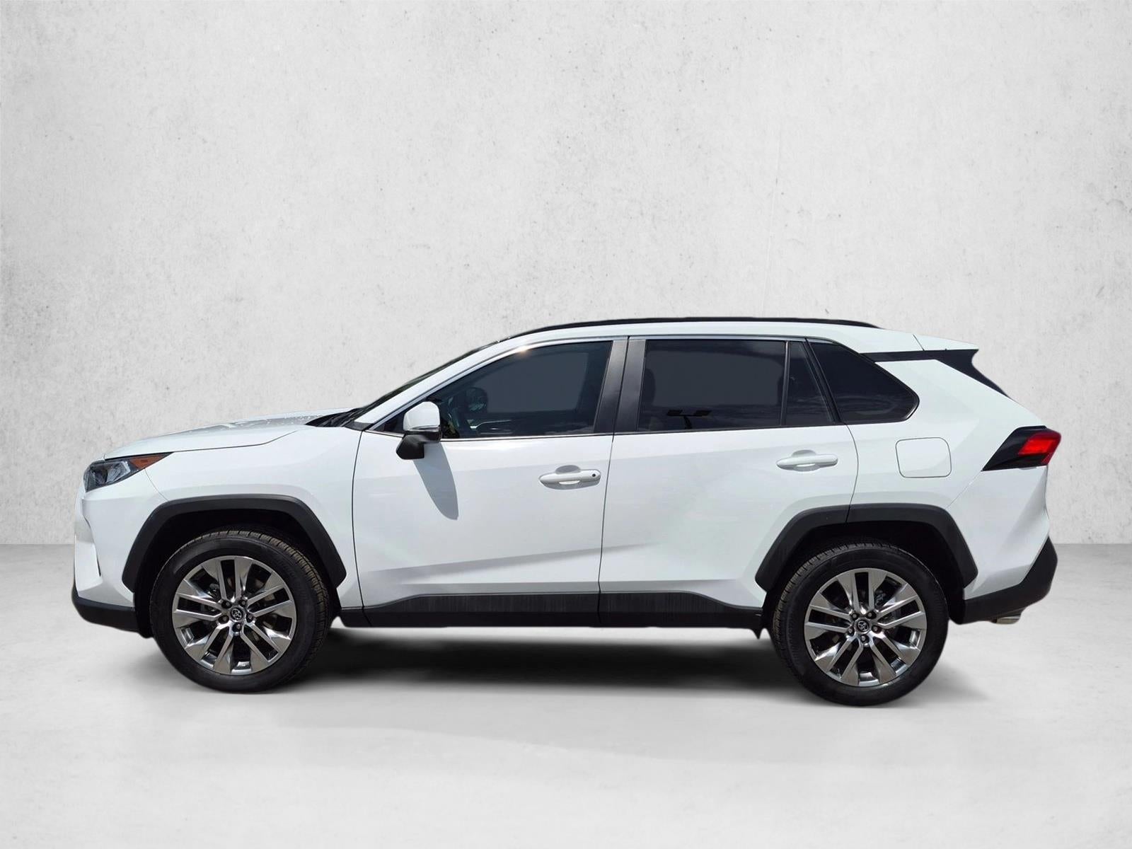 2020 Toyota RAV4 XLE Premium FWD (Natl)