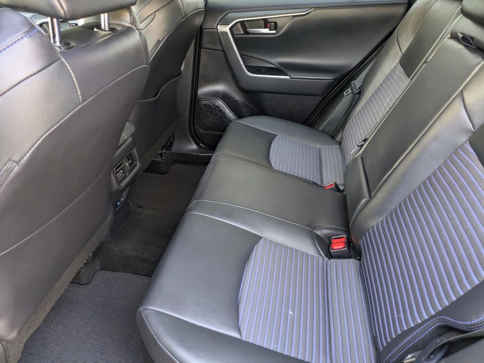 2022 Toyota RAV4 Hybrid XSE AWD (Natl)