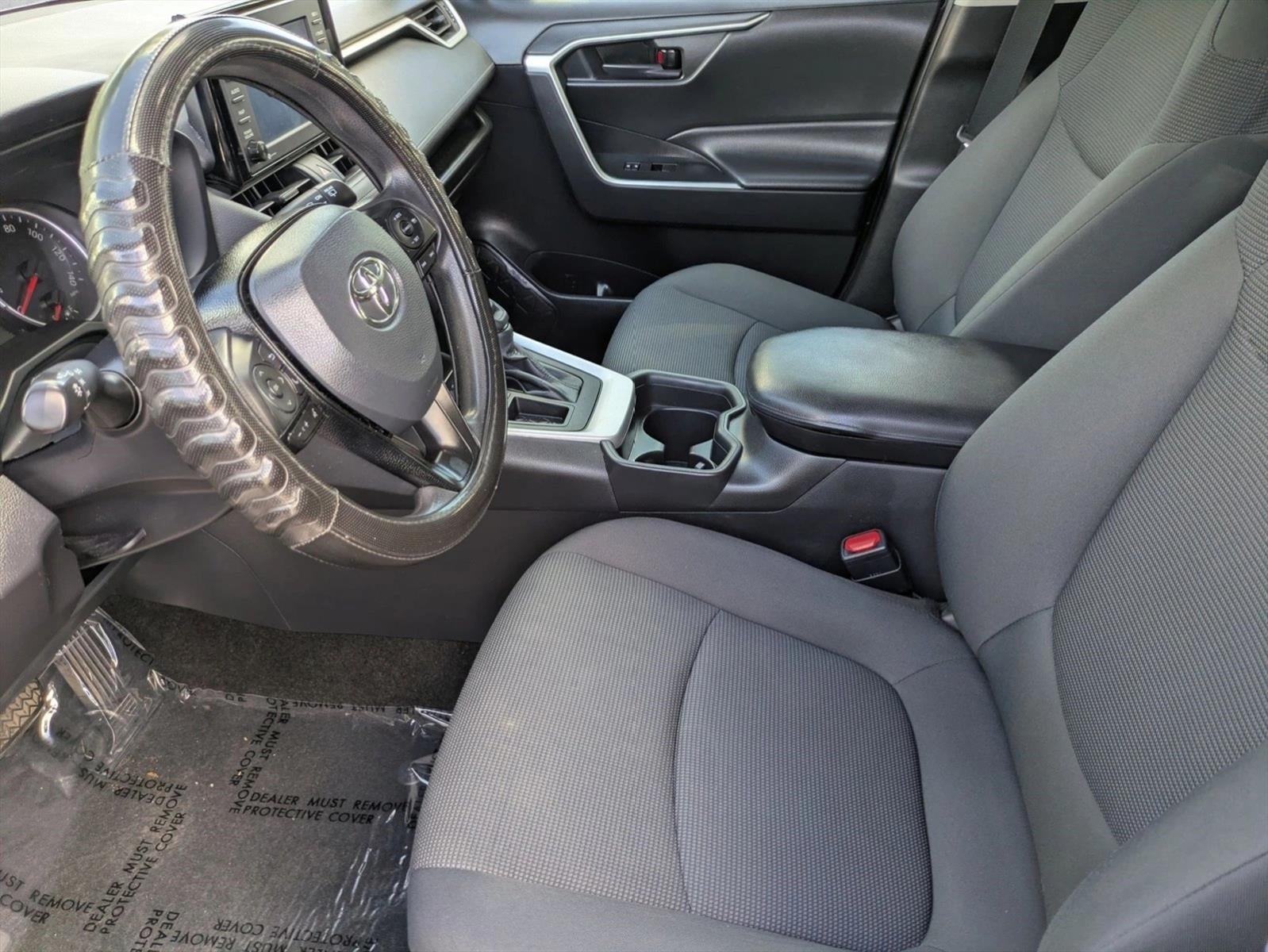 2021 Toyota RAV4 LE FWD (GS)