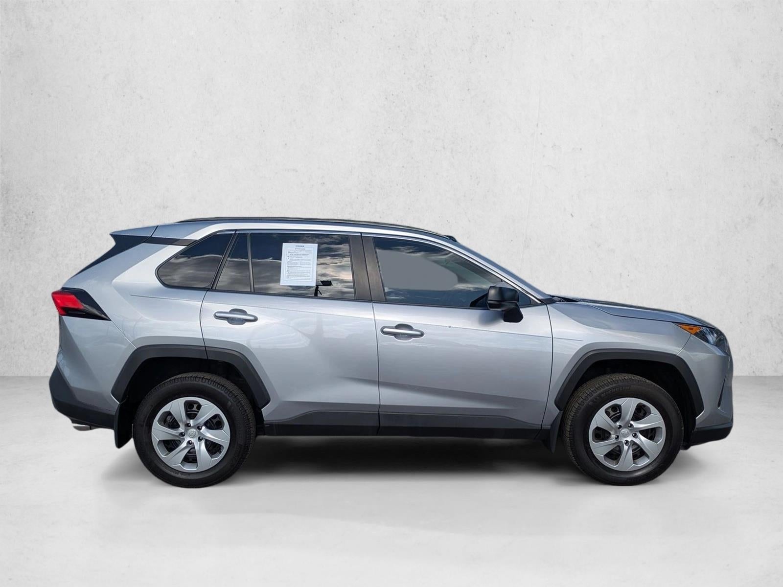 2021 Toyota RAV4 LE FWD (GS)