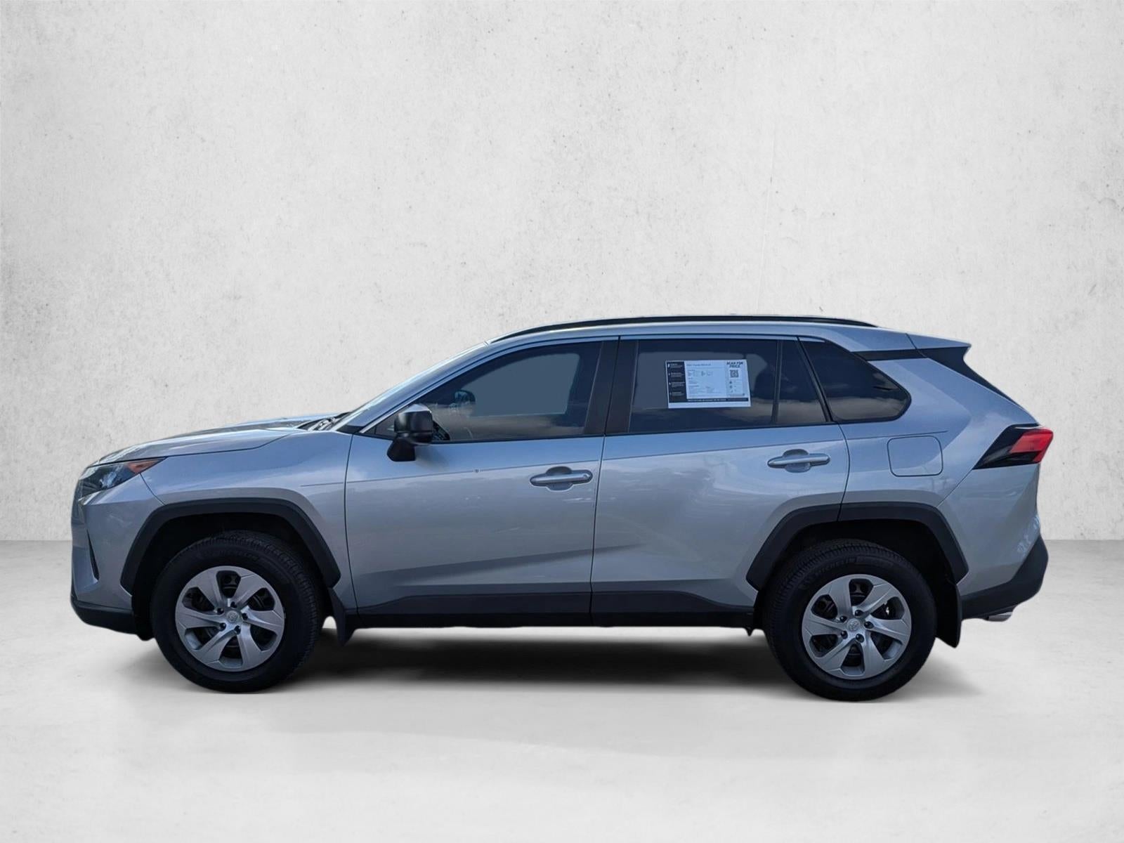 2021 Toyota RAV4 LE FWD (GS)