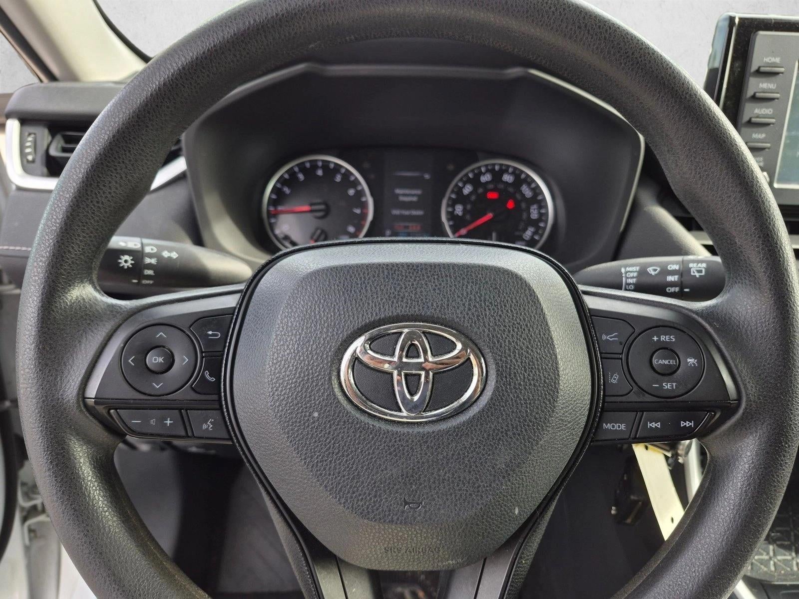 2019 Toyota RAV4 LE FWD (GS)