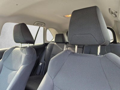 2019 Toyota RAV4 LE FWD (GS)