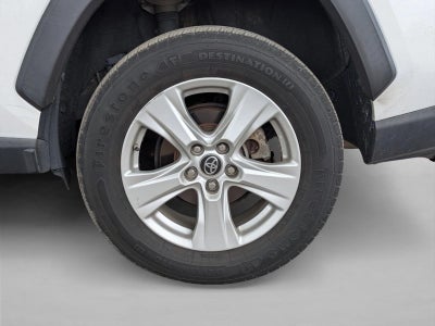 2019 Toyota RAV4 Hybrid LE AWD (Natl)