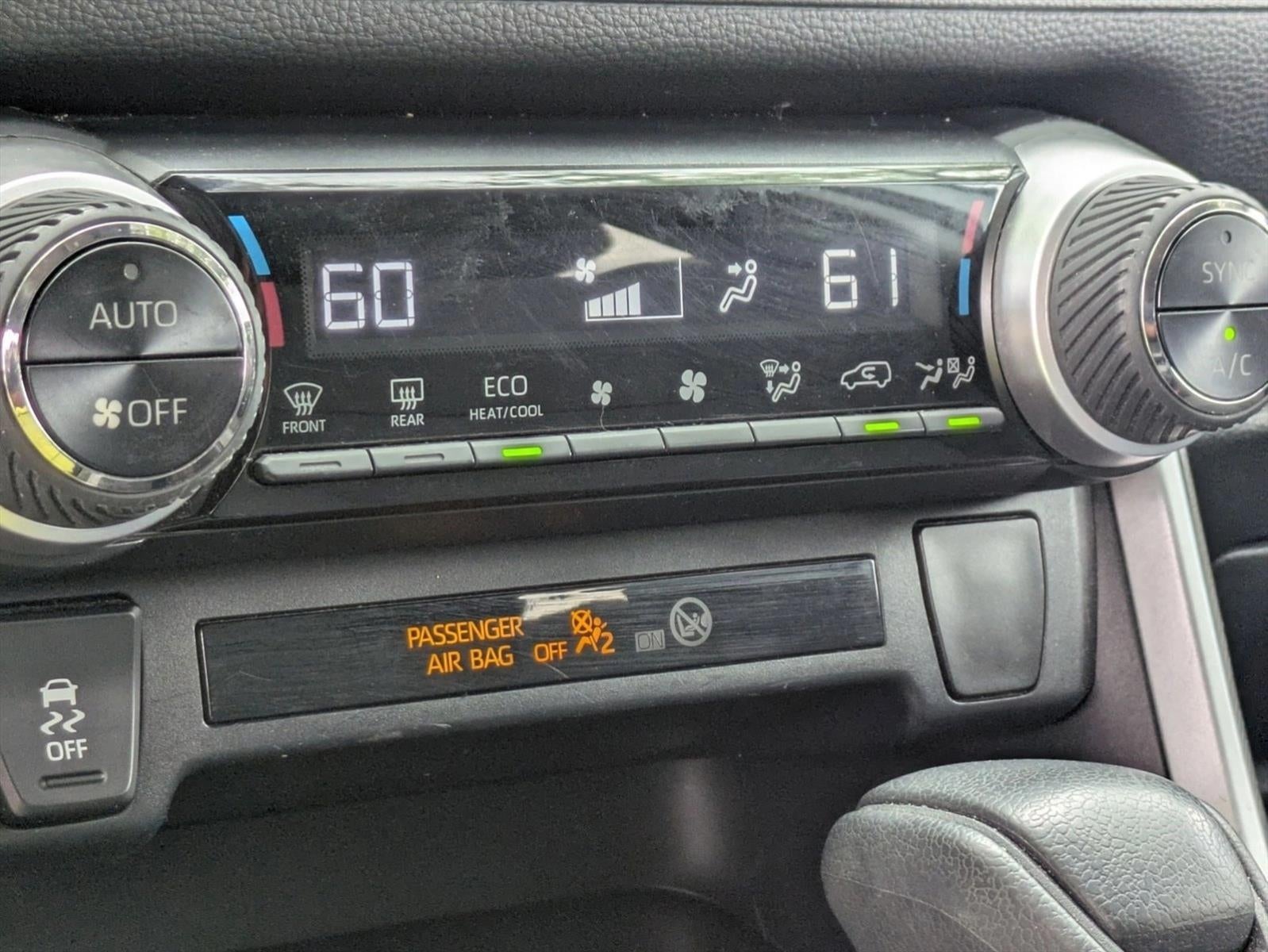 2019 Toyota RAV4 Hybrid LE AWD (Natl)