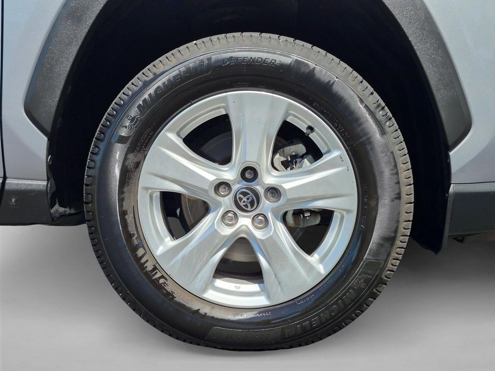 2021 Toyota RAV4 XLE FWD (GS)