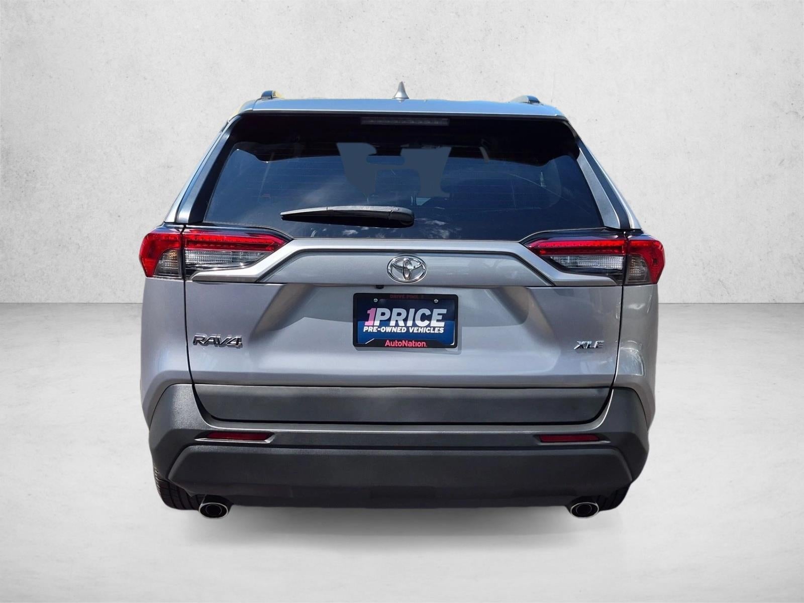 2021 Toyota RAV4 XLE FWD (GS)