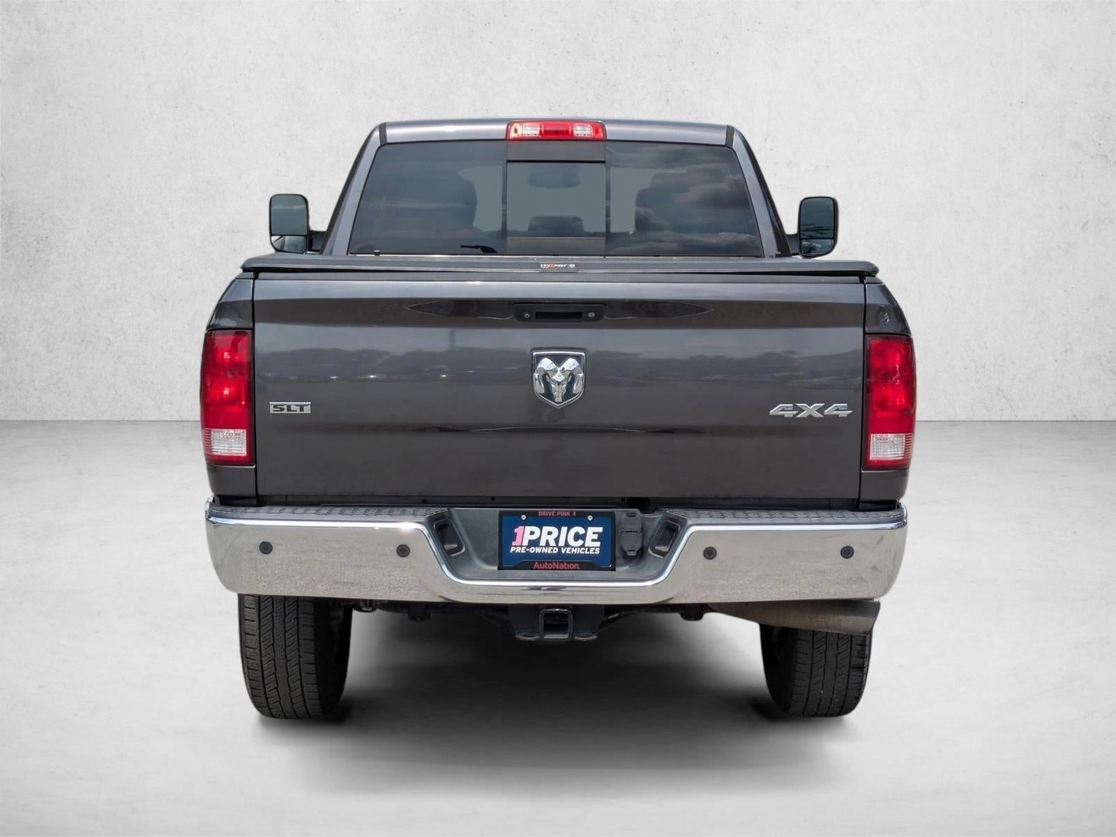 2015 RAM 2500 4WD Crew Cab 6.4 Ft Box SLT