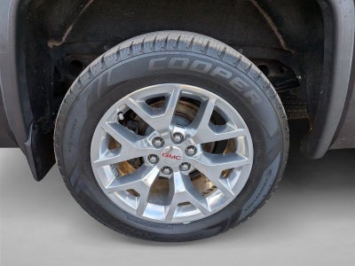 2015 GMC Sierra 1500 Crew Cab Short Box 2-Wheel Drive SLT