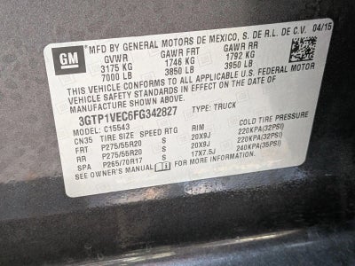 2015 GMC Sierra 1500 Crew Cab Short Box 2-Wheel Drive SLT