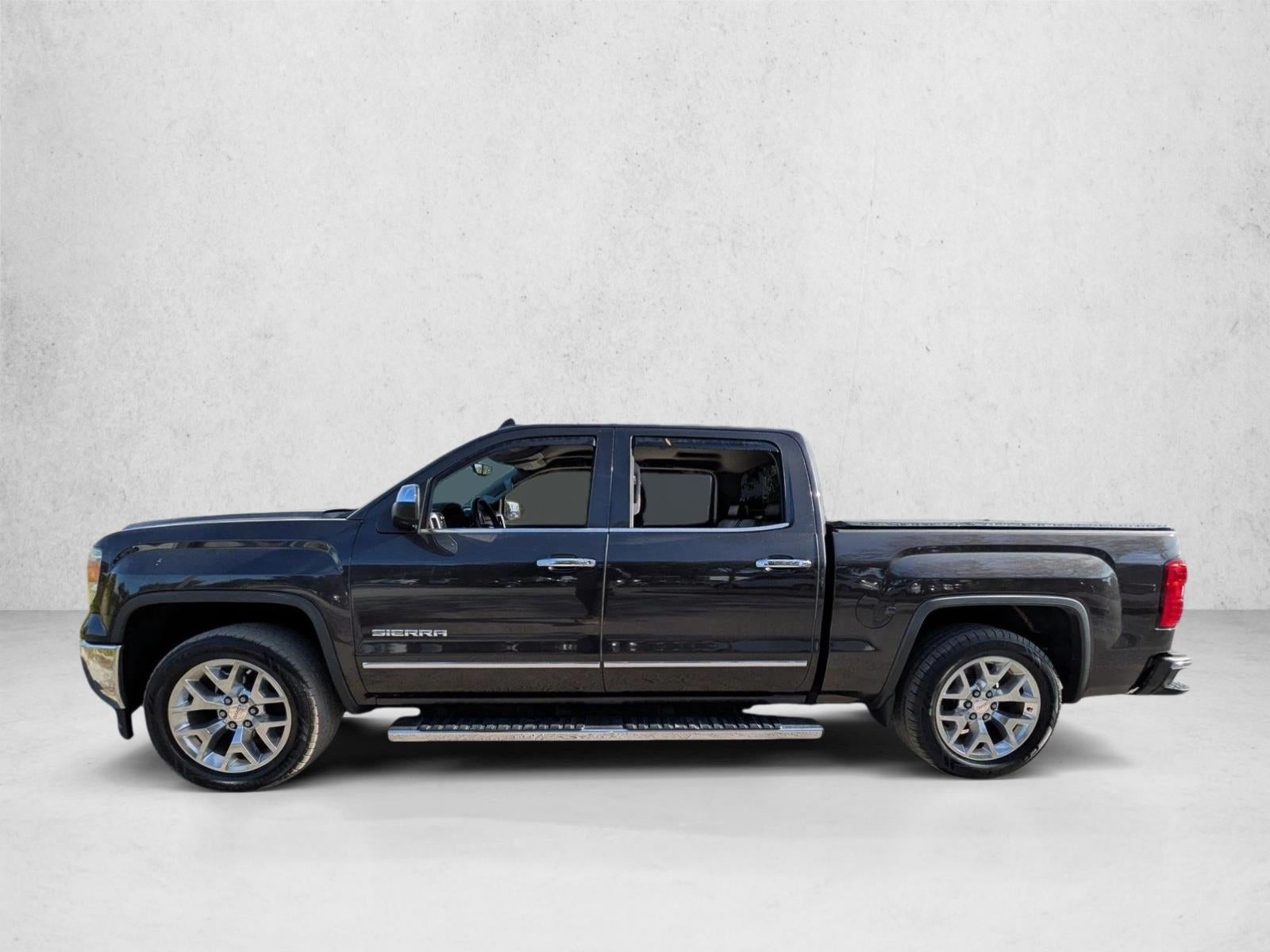 2015 GMC Sierra 1500 Crew Cab Short Box 2-Wheel Drive SLT