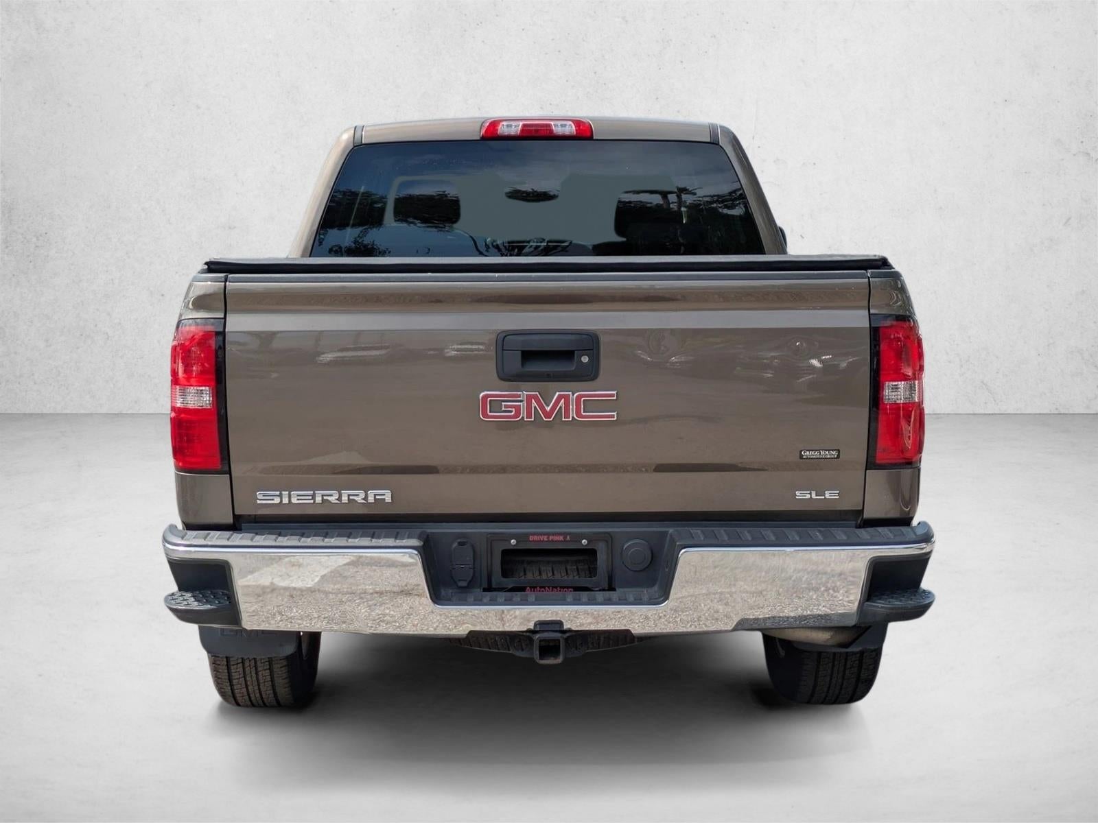 2014 GMC Sierra 1500 Crew Cab Short Box 4-Wheel Drive SLE