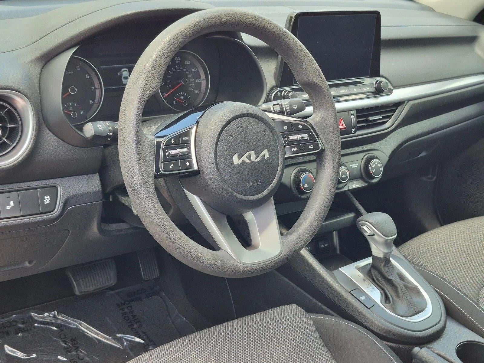2022 Kia Forte LXS IVT