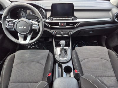 2022 Kia Forte LXS IVT