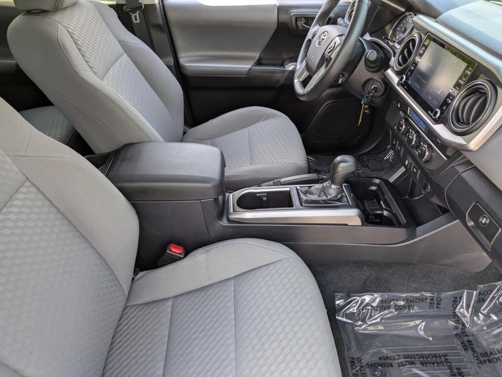 2022 Toyota Tacoma 2WD 2WD SR5 Double Cab 5' Bed V6 AT (GS)