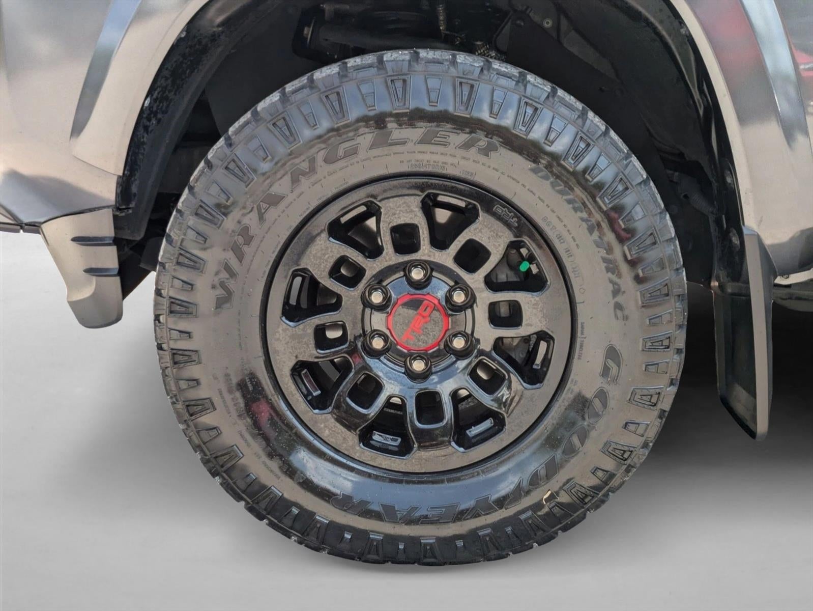 2022 Toyota Tacoma 2WD 2WD SR5 Double Cab 5' Bed V6 AT (GS)