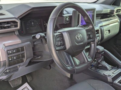 2024 Toyota Tacoma 2WD 2WD SR5 Double Cab 5' Bed AT (SE)