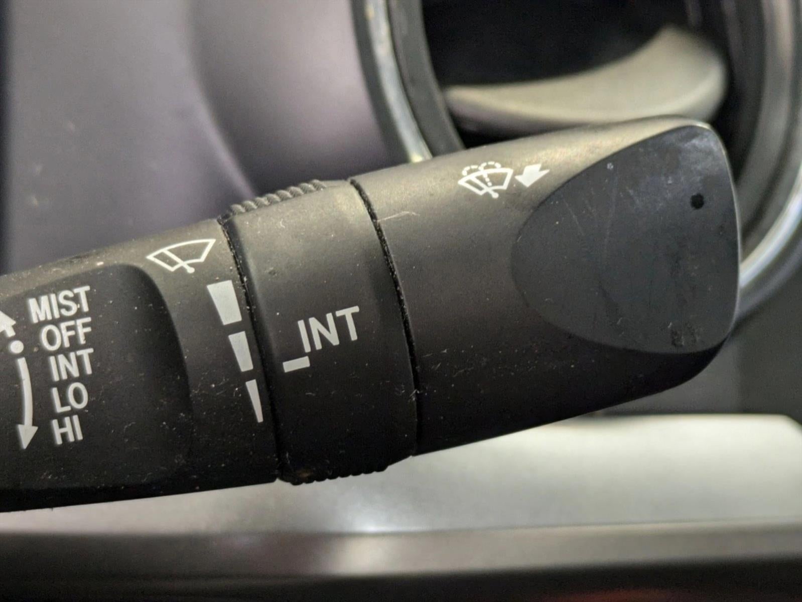 2023 Toyota Tacoma 4WD 4WD SR5 Double Cab 5' Bed V6 AT (GS)