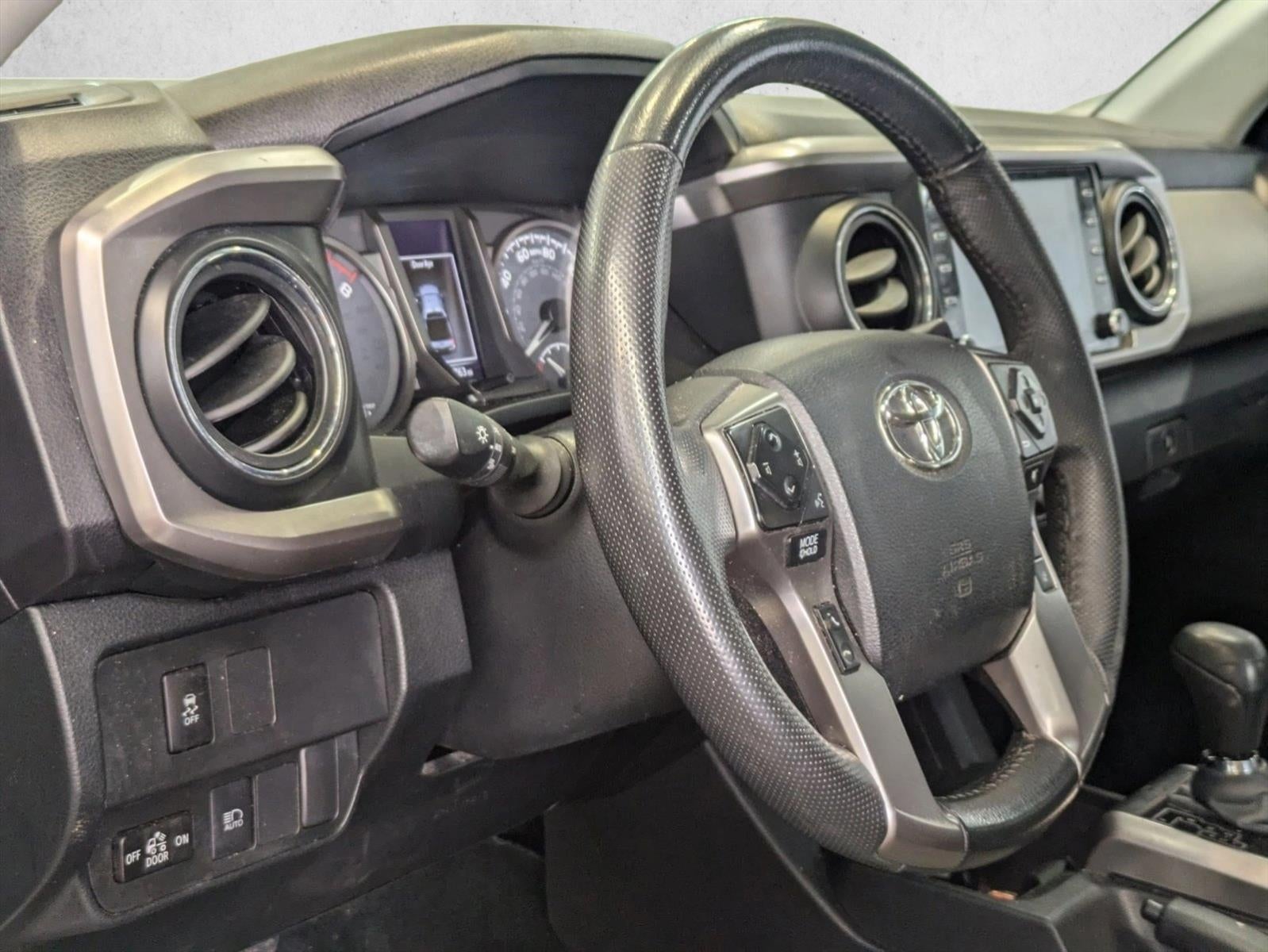 2023 Toyota Tacoma 4WD 4WD SR5 Double Cab 5' Bed V6 AT (GS)