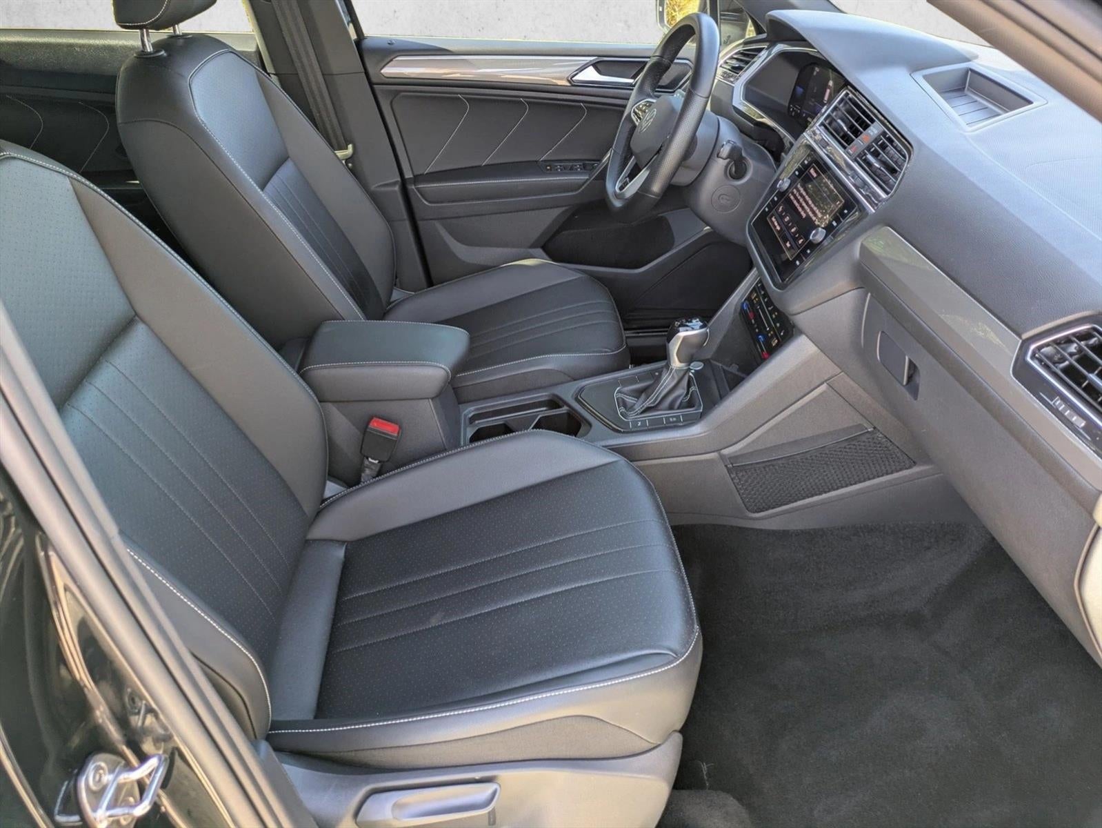 2023 Volkswagen Tiguan 2.0T SE R-Line Black FWD