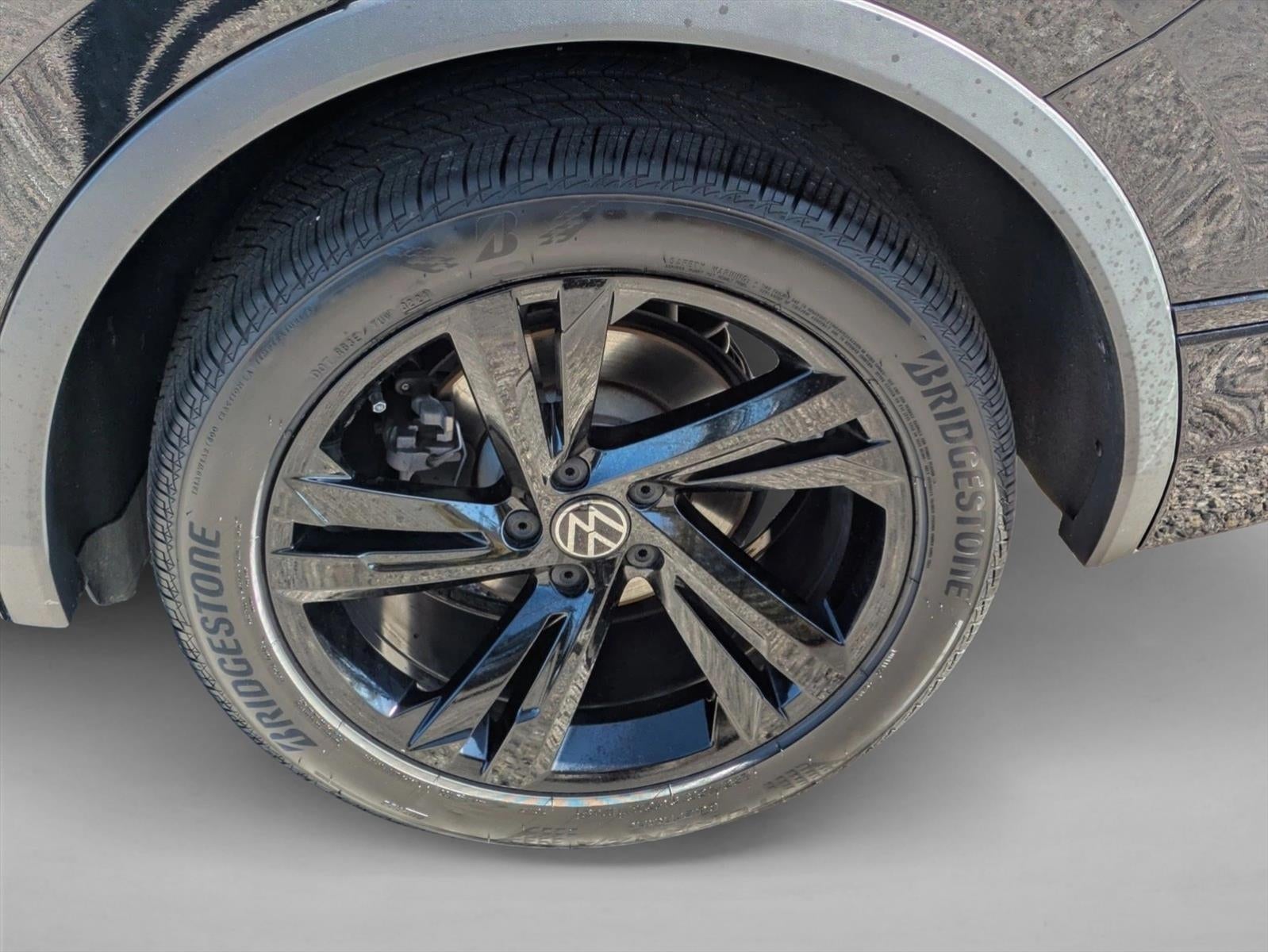 2023 Volkswagen Tiguan 2.0T SE R-Line Black FWD